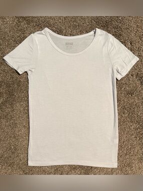 Uniqlo HEATTECH White Scoop Neck Tee